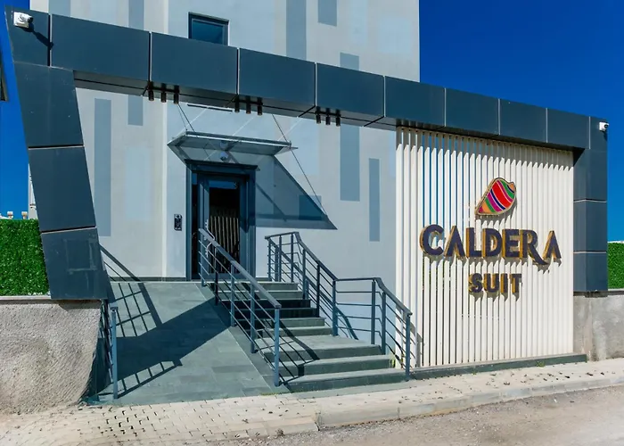 Caldera * אלאניה